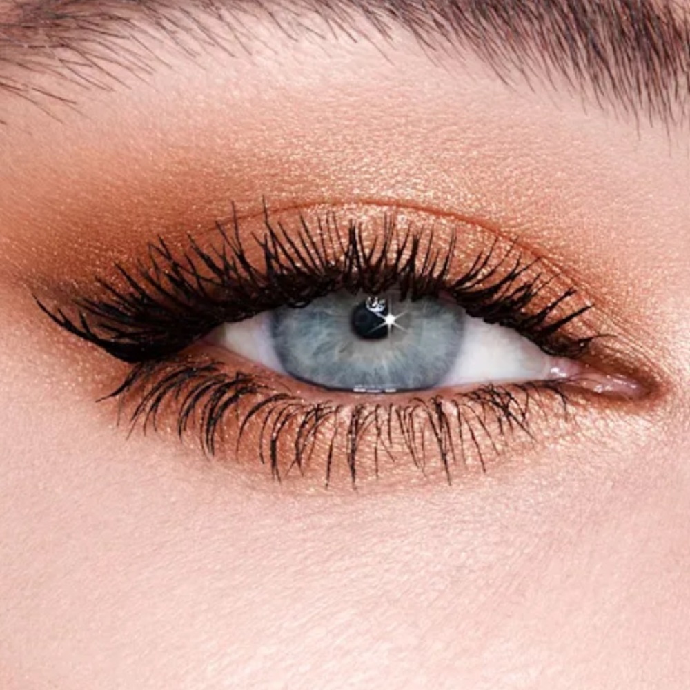 Charlotte Tilbury Bejeweled Eyes To Hypnotize Eyeshadow Pallette - Picture 5 of 13